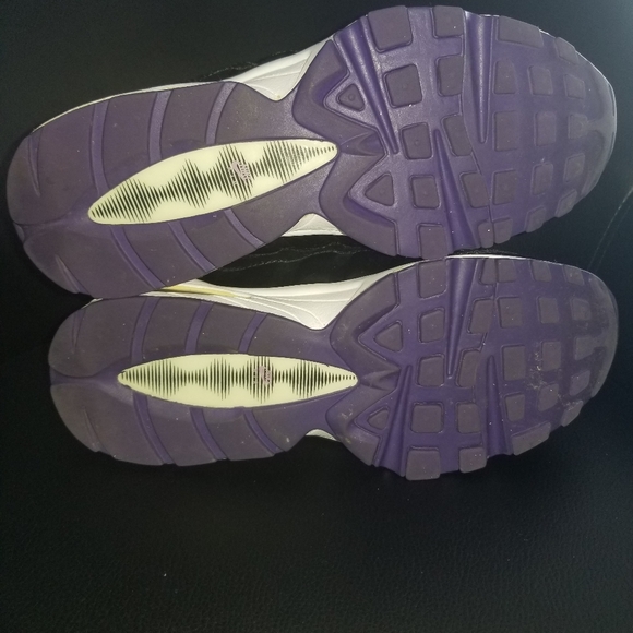 Nike Air Max '95 LE Size 4.5Y - Picture 13 of 13